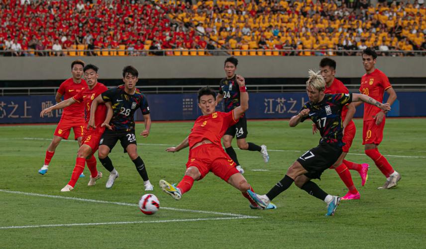 中韩亚运队足球直播